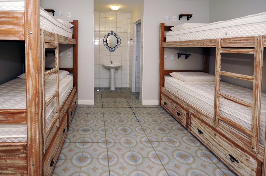 Hostel Poesia Фос-ду-Игуасу Экстерьер фото
